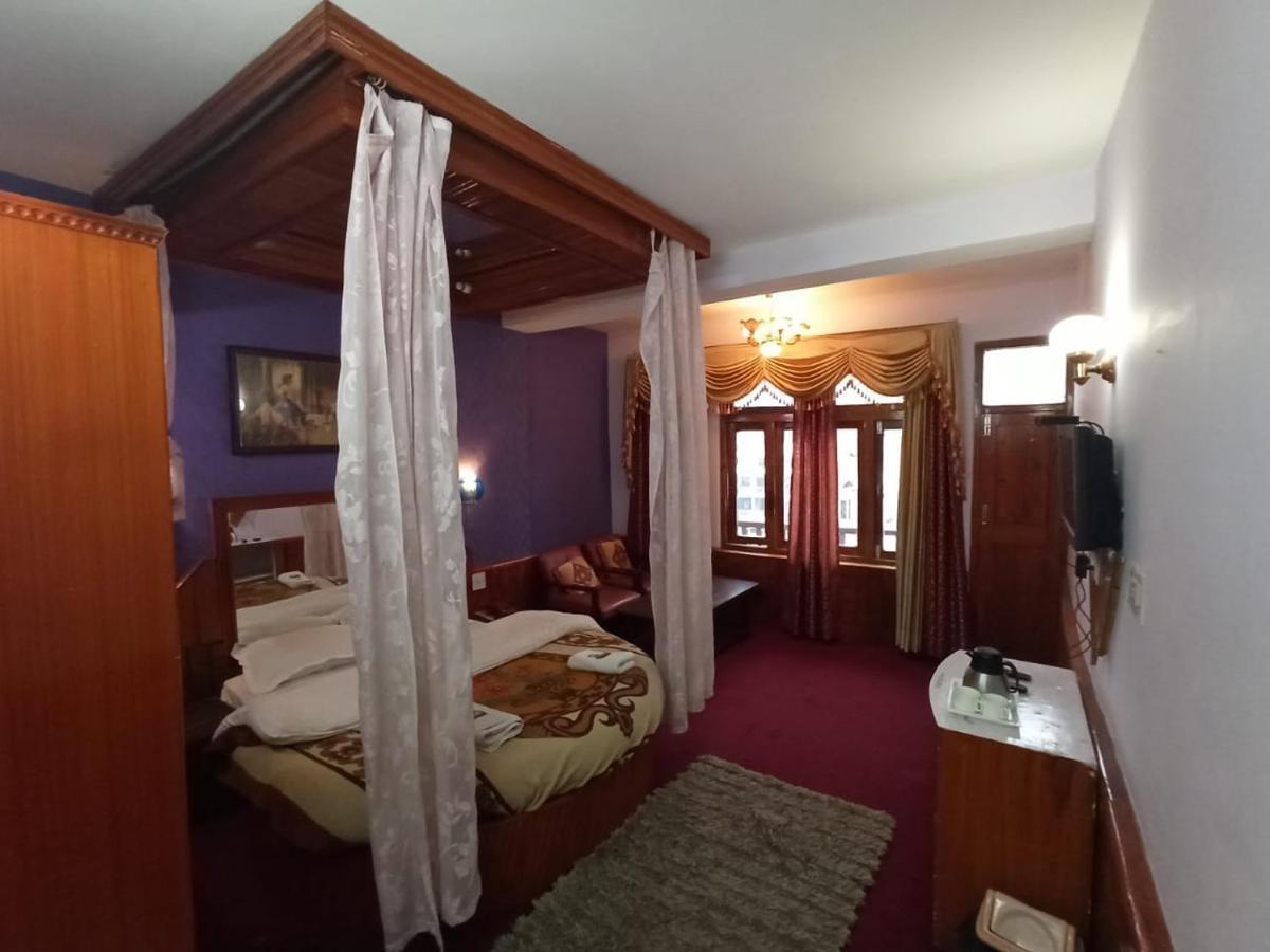 Hotel Him View Manāli Exteriér fotografie